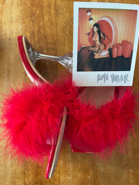 NEW TAYLOR WHITE WORN HIGH HEELS AND SIGNED POLAROID BUNDLE!