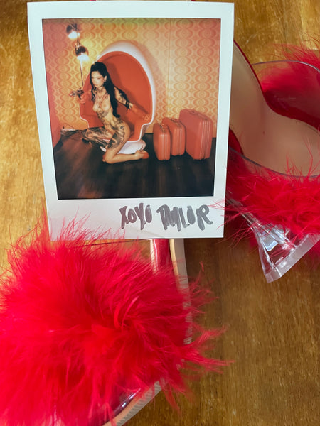 NEW TAYLOR WHITE WORN HIGH HEELS AND SIGNED POLAROID BUNDLE!